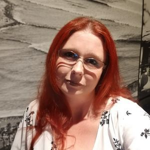 Meet your Posher, Corrie